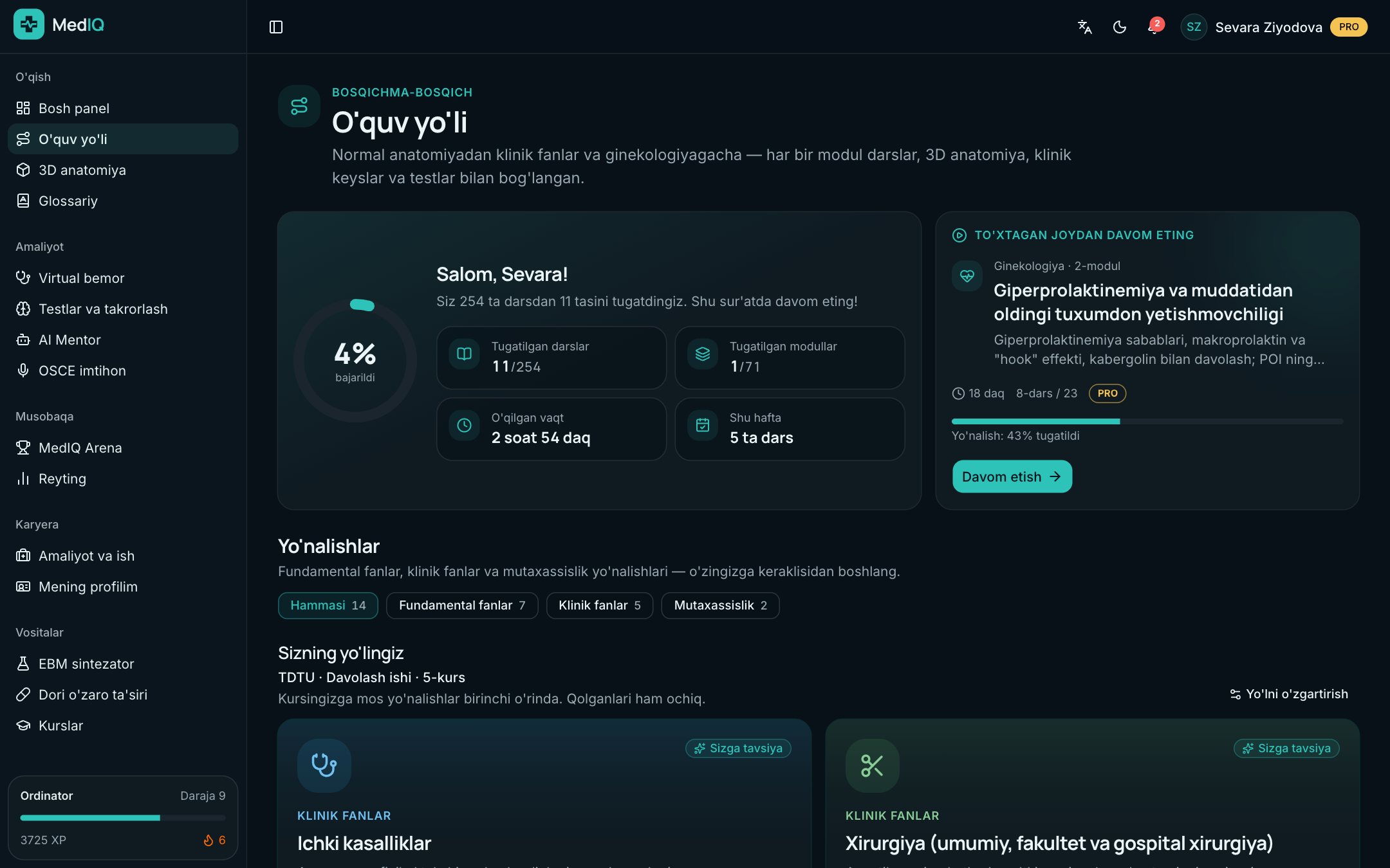 MedIQ ilovasi ekrani: Bosqichma-bosqich modullar — anatomiyadan ginekologiyagacha